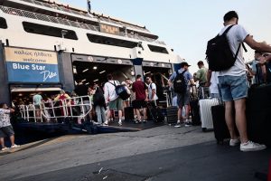 Έως 50% εκπτώσεις σε ακτοπλοϊκά και 30% σε αεροπορικά εισιτήρια για αναπληρωτές εκπαιδευτικούς