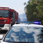 Τραγωδία στην Αχαΐα: Απανθρακώθηκε οδηγός μέσα στο αυτοκίνητό του μετά από σύγκρουση με φορτηγό – Δύο τραυματίες