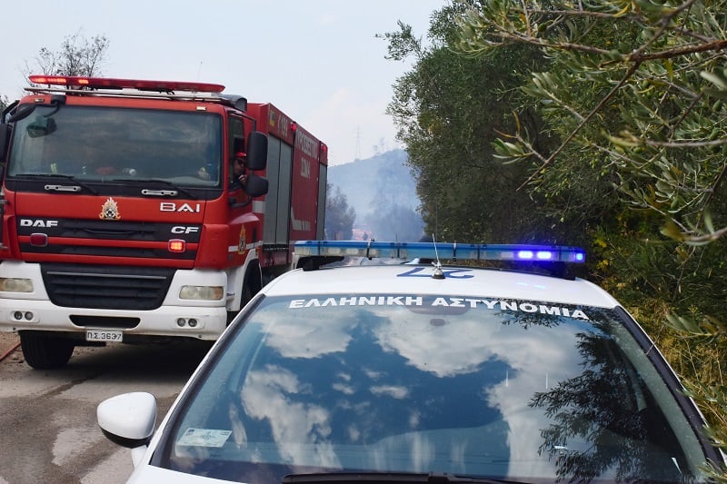 Τραγωδία στην Αχαΐα: Απανθρακώθηκε οδηγός μέσα στο αυτοκίνητό του μετά από σύγκρουση με φορτηγό – Δύο τραυματίες