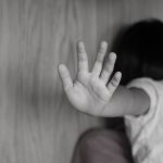 Σοκ στην Αμφιλοχία: Κατήγγειλε τον σύζυγό της για γενετήσιες πράξεις σε βάρος της τετράχρονης κόρης τους