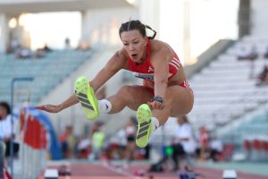 Ποια είναι η Οξάνα Κορένεβα που αγωνίζεται σήμερα στο τριπλούν για την Ελλάδα