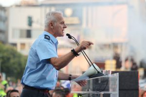 Συγκέντρωση και πορεία ενστόλων: Ζητούν ενιαίο μισθολόγιο και αυξήσεις