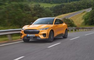 Η Ford Mustang Mach-E συνεχίζει ακάθεκτη μετά από 405.000 χιλιόμετρα