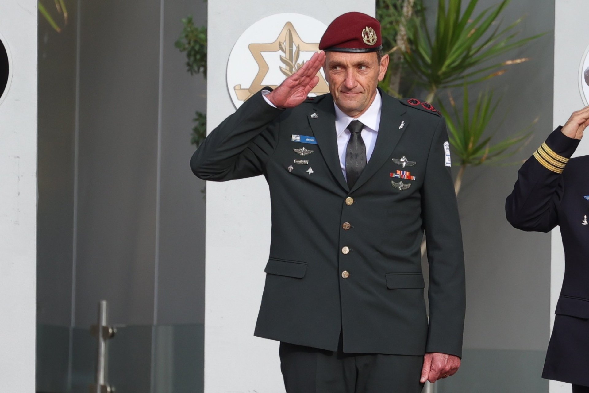 Ο πρώην επικεφαλής των IDF αποκαλύπτει πως είχαν το ελεύθερο να «ρίχνουν στο ψαχνό» από την έναρξη της επίθεσης στη Γάζα