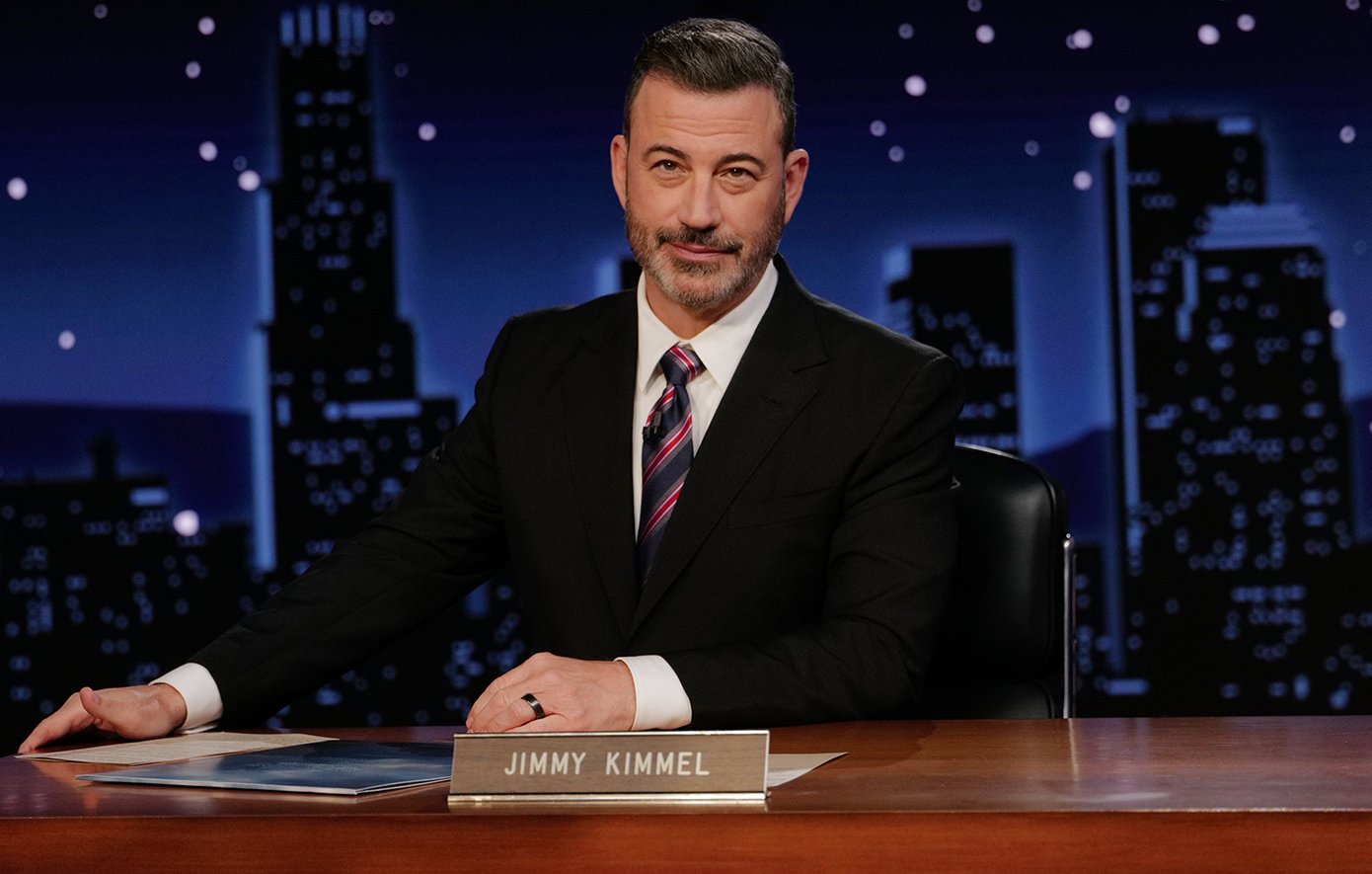 Ο Τζίμι Κίμελ επέστρεψε στην αμερικανική τηλεόραση: «Δεν ήταν ποτέ πρόθεσή μου να μιλήσω με ελαφρότητα για το φόνο ενός νέου ανθρώπου»