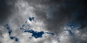 Τοπικές νεφώσεις και σποραδικές καταιγίδες