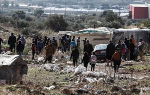 Χρυσοχοϊδης: Εγκαθίστανται εξειδικεύμενοι αστυνομικοί μέσα στους καταυλισμούς Ρομά – Θα έχουν έδρα εκεί μέσα, θα περιπολούν εκεί μέσα