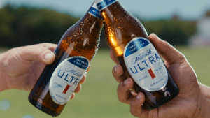 Η Michelob Ultra εκθρόνισε την Modelo στην κορυφή των προτιμήσεων των Αμερικάνων - Beer & Brunch