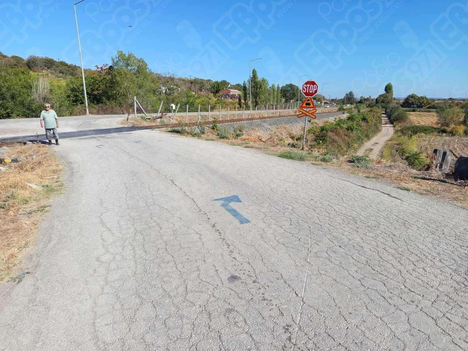 Τρένο παρασύρει αγροτικό στο Σουφλί σε αφύλακτη διάβαση