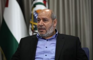 Η Χαμάς ανακοίνωσε ότι ο Χαλίλ Αλ Χάγια επέζησε από την ισραηλινή επιδρομή στην Ντόχα