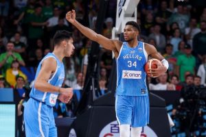 Ευρωμπάσκετ 2025: Ατσάλινη η Ελλάδα νίκησε την Λιθουανία και πέρασε στα ημιτελικά