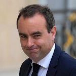 Ο Λεκορνί αναλαμβάνει πρωθυπουργός Γαλλίας εν μέσω διαδηλώσεων