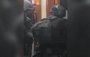 Επιχείρηση του «ελληνικού FBI» στην Αττική: Εντοπίστηκαν τουλάχιστον 40 περιπτώσεις εξαπάτησης πολιτών από τους δήθεν υπαλλήλους δημόσιων οργανισμών