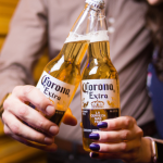 Η Constellation Brands μείωσε τις προβλέψεις πωλήσεων της για το 2025 - Beer & Brunch