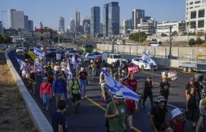 Ισραηλινοί μαθητές απέχουν από τα μαθήματα τους ζητώντας την απελευθέρωση των ομήρων