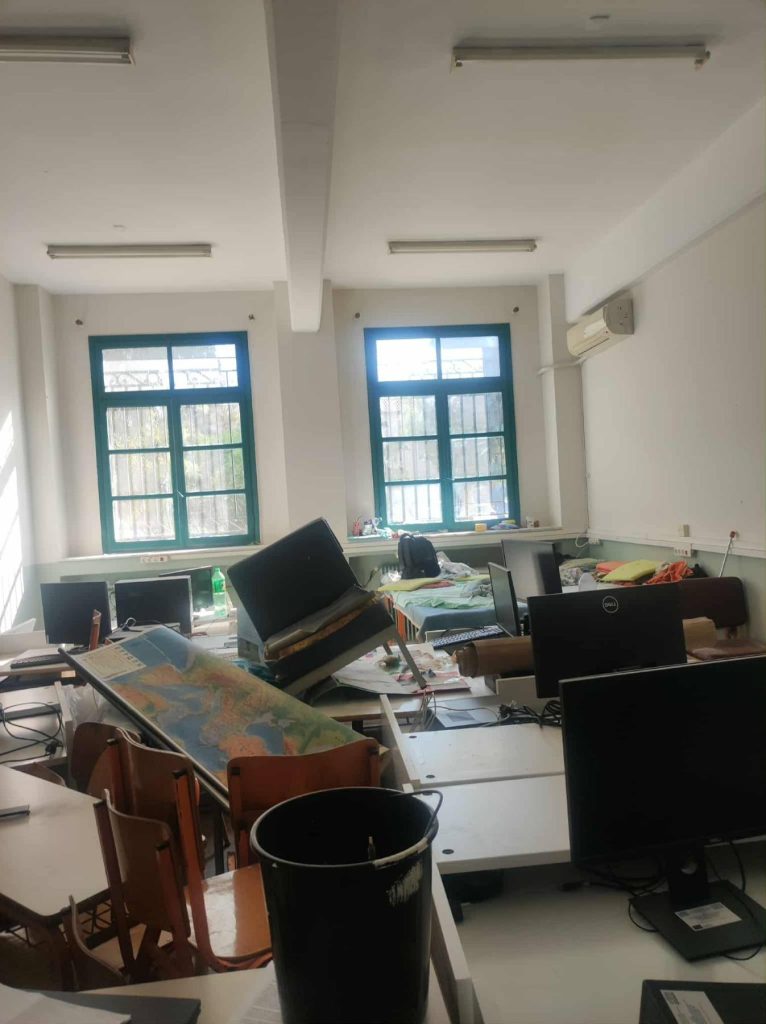 Αίγινα: «Ανήλικοι εργάτες κοιμούνται στο πάτωμα» - Εφιάλτης το πρόγραμμα «Μαριέττα Γιαννάκου»