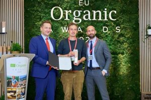 Αγροτικές Ειδήσεις: EU Organic Awards 2025: Το Peskesi ανάμεσα στους κορυφαίους της βιολογικής γεωργίας