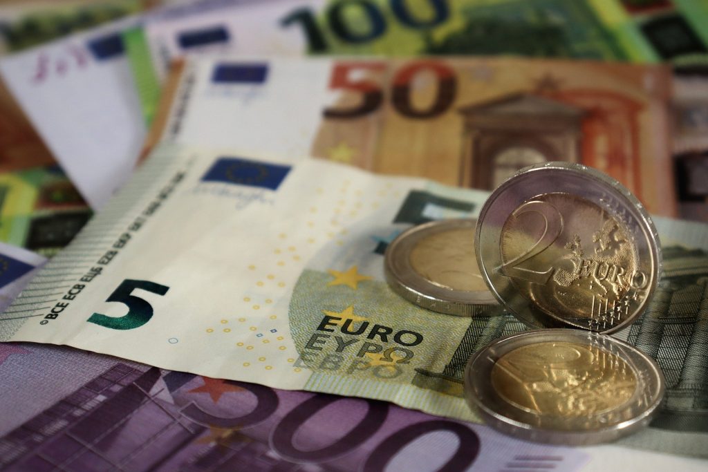 Χιλιάδες εγκλωβισμένοι χωρίς σύνταξη – Μονόδρομος η ρύθμιση 120 δόσεων