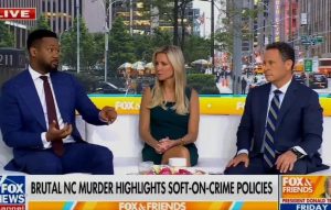 Συγγνώμη ζήτησε ο παρουσιαστής της εκπομπής «Fox & Friends» για την πρότασή του να θανατώνονται οι ψυχικά διαταραγμένοι άστεγοι