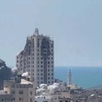 Οι Ισραηλινοί κατέστρεψαν το υψηλότερο κτίριο στην Πόλη της Γάζας – Δείτε βίντεο