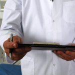 Νέα καταγγελία για φακελάκι στο Ιπποκράτειο: «Αν δεν μου δώσεις τα 3 χιλιάρικα δεν τη βάζω στο χειρουργείο»