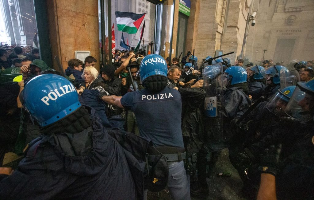 Γενική απεργία στην Ιταλία: Στους δρόμους χιλιάδες πολίτες για τη Γάζα - Έξαλλη η Μελόνι!