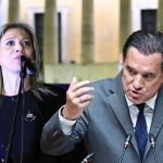 Πυρά Καρυστιανού κατά Άδωνι: «Σας ξεμπροστιάζω»