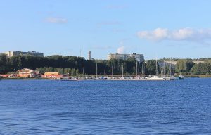 Το ρωσικό λιμάνι Πριμόρσκ ξανάρχισε μερικώς τη φόρτωση πετρελαίου μετά τις επιθέσεις ουκρανικών drones