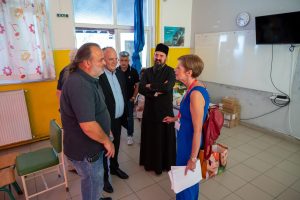 Αλόννησος: Θερμή υποδοχή στον πρόεδρο της ΑΕΚ - Αρωγός ο Ηλιόπουλος σε δωρεάν ιατρικές εξετάσεις