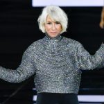 Η Έλεν Μίρεν «μάγεψε» το Παρίσι στην Εβδομάδα Μόδας – Βίντεο με την πασαρέλα της