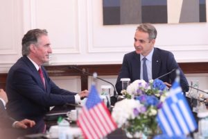 Μητσοτάκης σε Αμερικανό υπουργό Εσωτερικών: Η Ελλάδα μετατρέπεται σε ενεργειακό κόμβο της Ανατολικής Μεσογείου