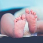 Φρίκη στα Πατήσια: Κατά των γιατρών η 34χρονη που πέθανε μαζί με το νεογέννητο στο σπίτι