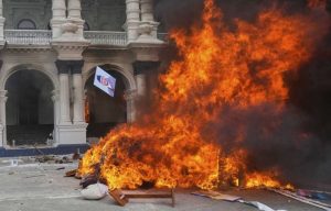 Χαμός στο Νεπάλ έπειτα από βίαιες διαδηλώσεις