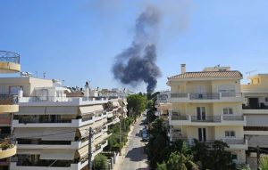 Φωτιά στο Μουσικό Σχολείο της Παλλήνης – Δείτε βίντεο