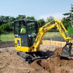 Η Komatsu διευρύνει την ηλεκτρική της σειρά με τον νέο ηλεκτρικό μίνι εκσκαφέα PC20E-6