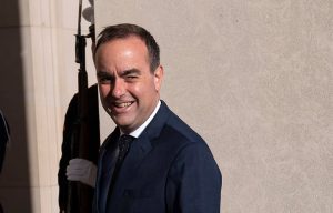 Ο Σεμπαστιέν Λεκορνί υπόσχεται «ρήξεις», όχι μόνο «σχηματικές», αλλά «και ουσιαστικές»