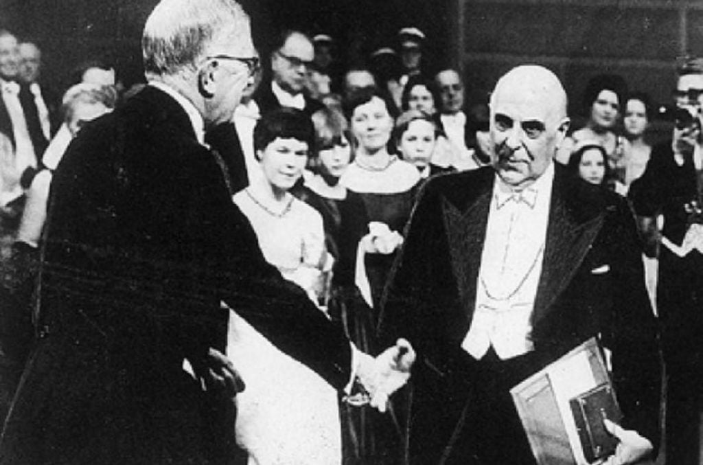 Ο Δένδιας για τα 54 χρόνια από τον θάνατο του Σεφέρη