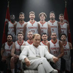 Προκλητικός ο Σενγκούν στην ανάρτησή του με τον Κεμάλ και τον υπαινιγμό για τη Μικρασιατική καταστροφή