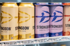 Συσκευασία προσβάσιμη σε άτομα με οπτική αναπηρία από τη Strongbow - Beer & Brunch