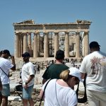 Τουρισμός: Ρεκόρ αφίξεων αλλά «άδεια ταμεία» μετά το καλοκαίρι
