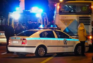 Σφοδρό τροχαίο στη Βουλιαγμένης: Μία νεκρή, τρεις τραυματίες