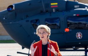 Υποψίες για ρωσικό σαμποτάζ στο αεροσκάφος της φον ντερ Λάιεν – «Υπήρξε παρεμβολή σήματος GPS», ο πιλότος έκανε κύκλους για σχεδόν 1 ώρα