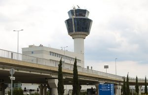 Συνελήφθη στο αεροδρόμιο Αθηνών 26χρονος καταζητούμενος με ερυθρά αγγελία για απόπειρα ανθρωποκτονίας