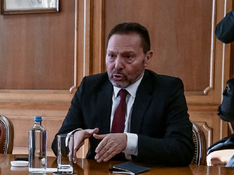 Στουρνάρας: Δεν υπάρχει λεφτόδεντρο – Θα χρεοκοπήσουμε αν αυξήσουμε μισθούς χωρίς αντίκρισμα παραγωγικότητας