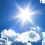 Σχεδόν αίθριος καιρός με λίγες νεφώσεις