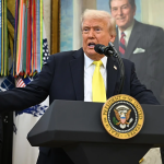 Χερσαίες επιχειρήσεις στη Βενεζουέλα εξετάζει ο Τραμπ