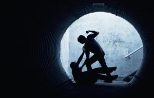 Πατέρας κατήγγειλε ότι δυο ανήλικοι έδειραν άσχημα τον γιο του στην Πάτρα