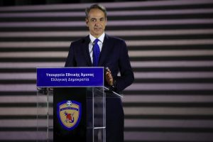 Εγκαίνια βιοκλιματικής όψης του υπουργείου Εθνικής Άμυνας – «Καθρεφτίζεται ο εκσυγχρονισμός των Ενόπλων Δυνάμεων», τόνισε ο Μητσοτάκης