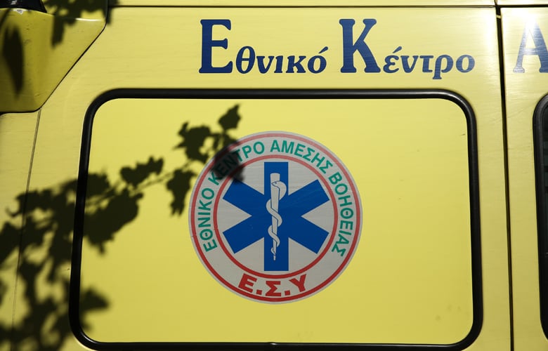 Τροχαίο στη Λεωφόρο Συγγρού: Σύγκρουση οχήματος με μοτοσικλέτα