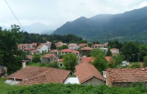 Εντείνεται το δημογραφικό πρόβλημα: Σε 15 νομούς της Ελλάδας περισσότεροι θανάτοι από γεννήσεις εδώ και 41 χρόνια